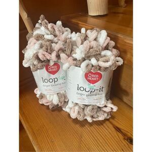 Red Heart Loop-it Finger Looping Fun 2 Pack